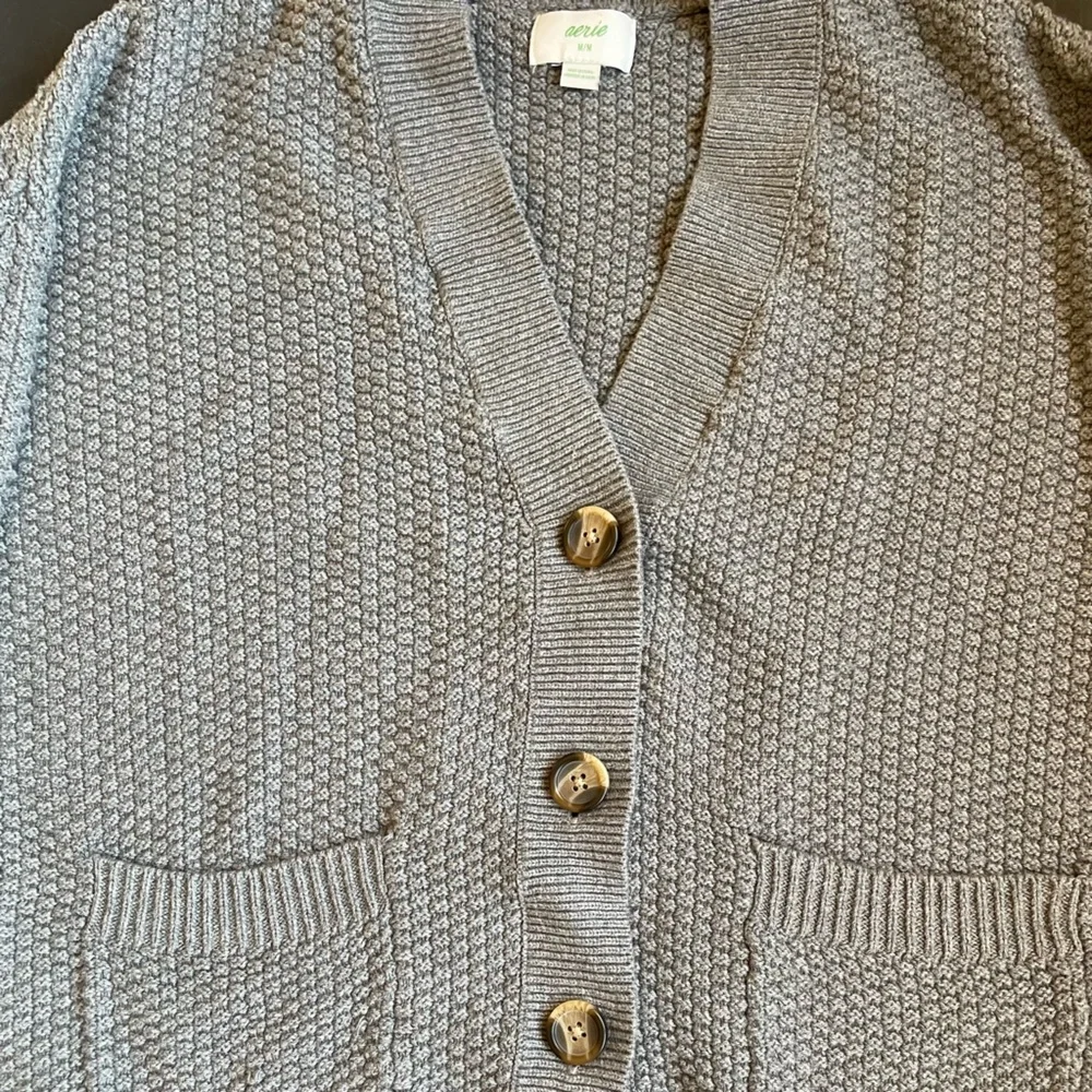 Aerie Cozy Gray Button-Up Women Cardigan Sweater Size Medium - Picture 5 of 10